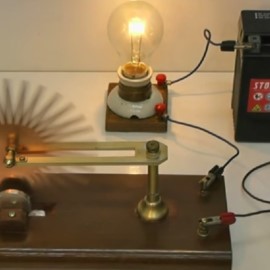 Τροχός του Barlow: Φτιάξε έναν εντυπωσιακό Ηλεκτρικό Κινητήρα!
