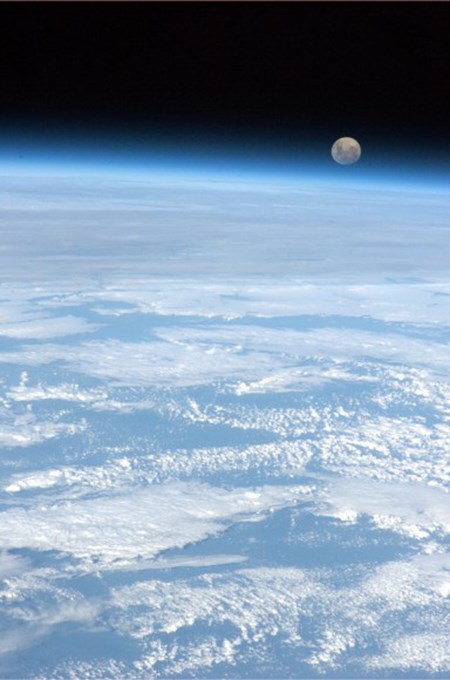 Eκπληκτικό βίντεο από τον Διεθνή Διαστημικό Σταθμό