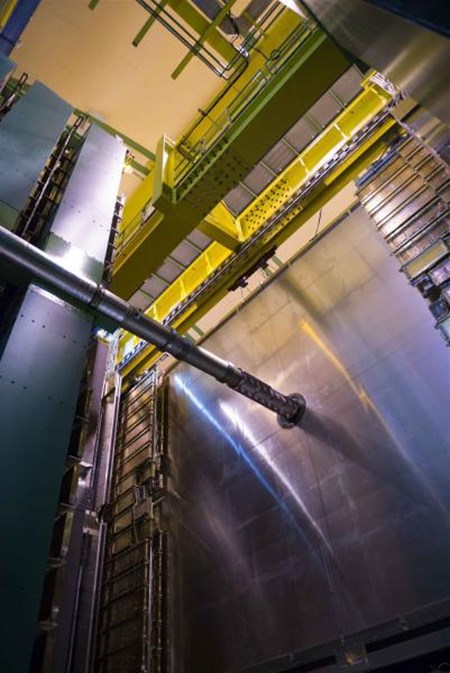Ο LHCb επιβεβαιώνει την ύπαρξη εξωτικού σωματιδίου …